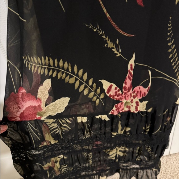 Practical Magic Floral Maxi Dress - Picture 6 of 7